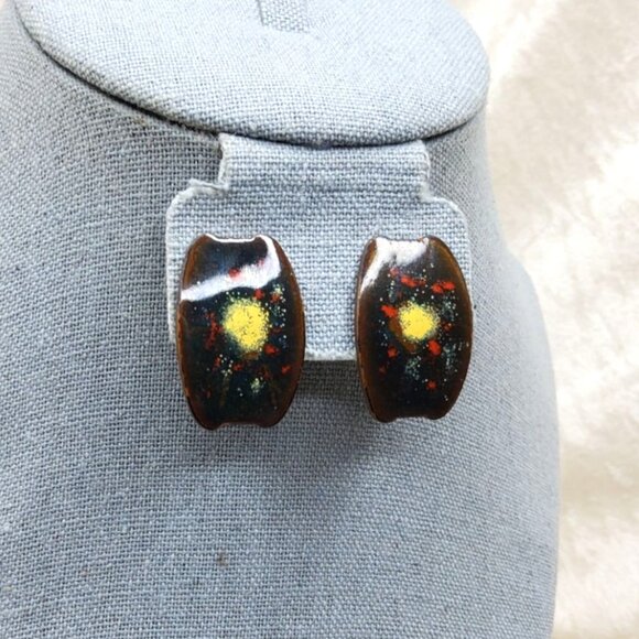 Vintage Mid-Century Cosmic Design Screw back earrings - Picture 2 of 5